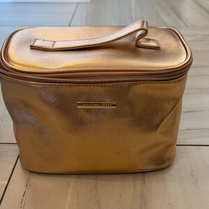 Jennifer Lopez Metallic Rose Gold Travel Bag